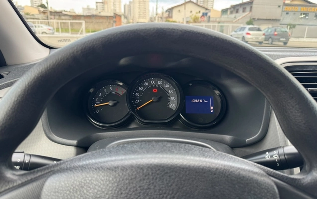 imagem-https://www.socarrao.com.br/sc-vehicle-images-prod/4480572/1793296726449-V2hhdHNBcHAgSW1hZ2UgMjAyNi0xMC0yOCBhdCAxOC40Ny4zOSAoMSkuanBlZw.jpeg