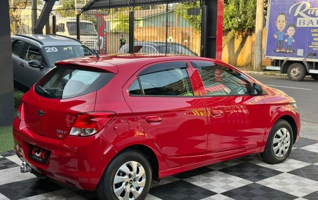 imagem-https://www.socarrao.com.br/sc-vehicle-images-prod/4480576/1793296792930-8619136_6_B_fb9c3fcb38.jpeg