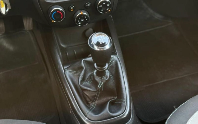 imagem-https://www.socarrao.com.br/sc-vehicle-images-prod/4480576/1793296792941-8619136_0_B_1ac26ab347.jpeg