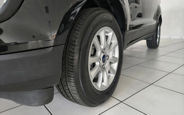 imagem-https://www.socarrao.com.br/sc-vehicle-images-prod/4480580/1793296809450-87e3743b-3c75-4aa4-bfb1-47f93e1b9b9b.jpg