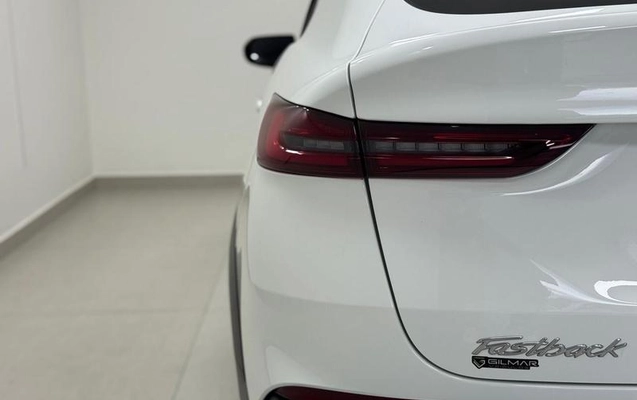 imagem-https://www.socarrao.com.br/sc-vehicle-images-prod/44806/1787140149079-7125046_14_B_4145d0ef55.jpeg