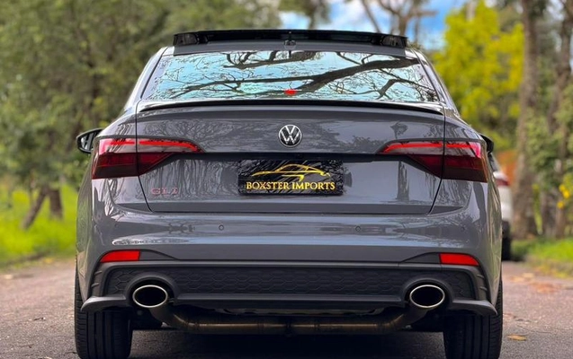 imagem-https://www.socarrao.com.br/sc-vehicle-images-prod/4480725/1793297847800-8619296_2_B_7620fd236f.jpeg