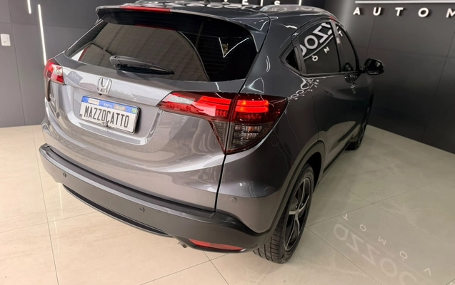 imagem-https://www.socarrao.com.br/sc-vehicle-images-prod/4480831/1793383790964-003_7e532d09c2f32b8fdd01ce44ae5b7a86.jpg