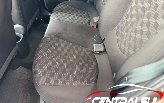 imagem-https://www.socarrao.com.br/sc-vehicle-images-prod/4480865/1793298711285-d64be08cab2c4220b5aac1b08491c443_1793298635644.jpg