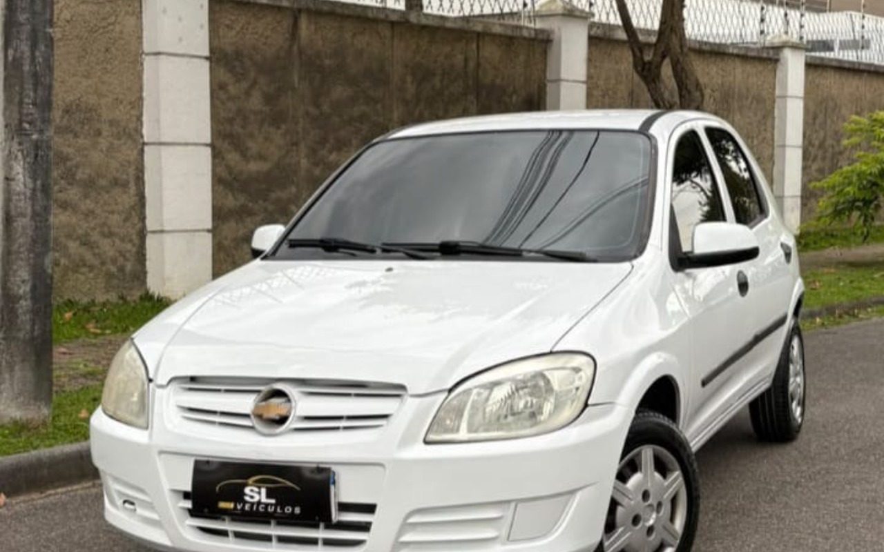 Chevrolet Celta 2009 Branco — foto 1 de 3
