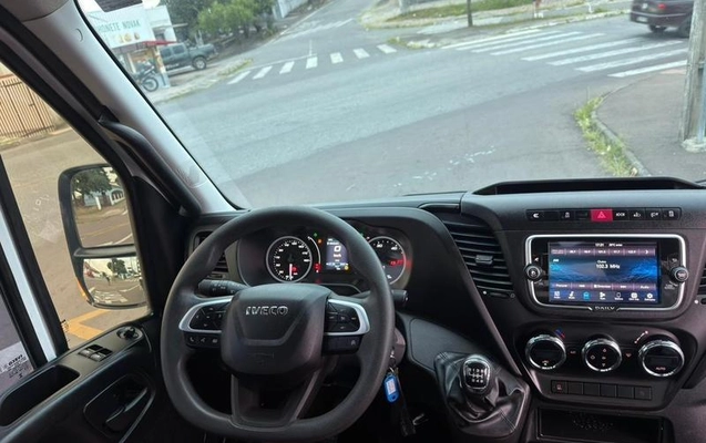 imagem-https://www.socarrao.com.br/sc-vehicle-images-prod/44809/1783706865553-7216891_11_B_6a984c86de.jpeg