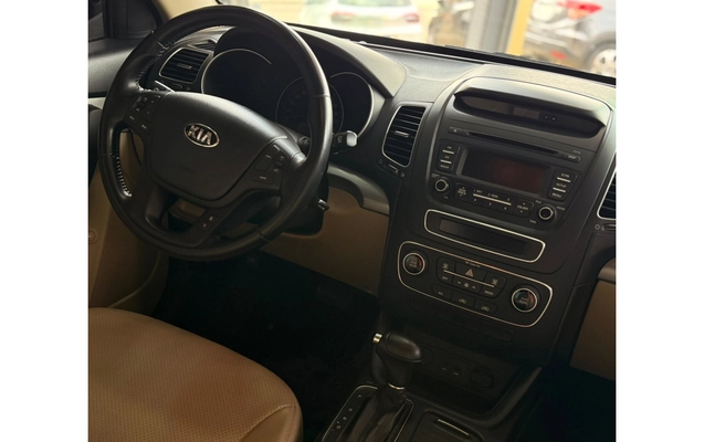 imagem-https://www.socarrao.com.br/sc-vehicle-images-prod/4480925/1793299182174-1_033759.jpg