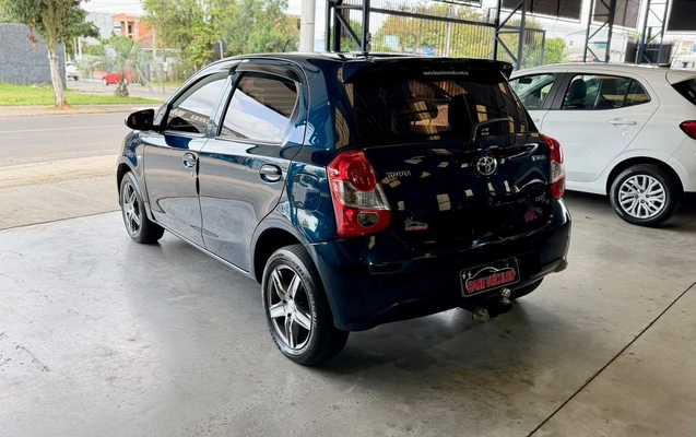 imagem-https://www.socarrao.com.br/sc-vehicle-images-prod/4480982/1793299557518-5cfddcfd19154b0eaff0c5bd52d914bf_1793299190967.jpg