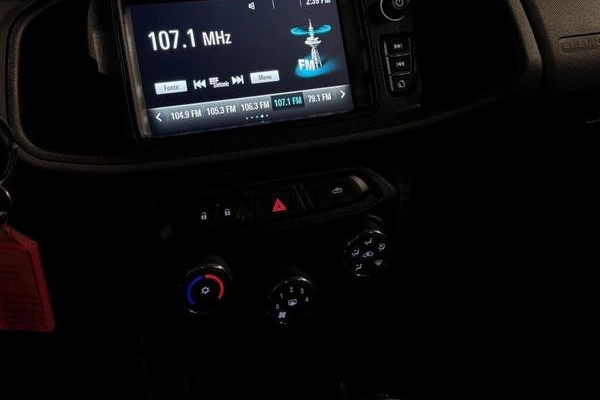 imagem-https://www.socarrao.com.br/sc-vehicle-images-prod/4481038/1793299995280-NdAm7TIWHEBaXoxABzx5s6OD27vDLwzv.jpg