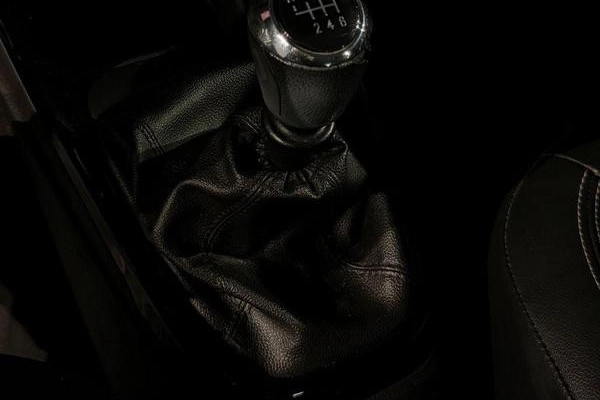 imagem-https://www.socarrao.com.br/sc-vehicle-images-prod/4481038/1793299995281-2FnVJb6ggF34Mjg4iBjQRhVre5wc39eK.jpg