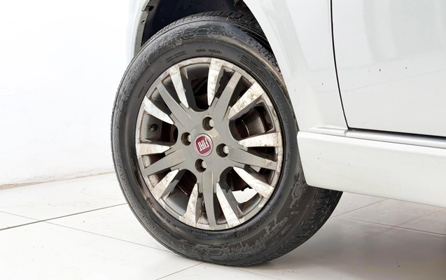 imagem-https://www.socarrao.com.br/sc-vehicle-images-prod/4481051/1793300064817-186cfbfa31154b32b3d60005c6633835_1793300038539.jpg