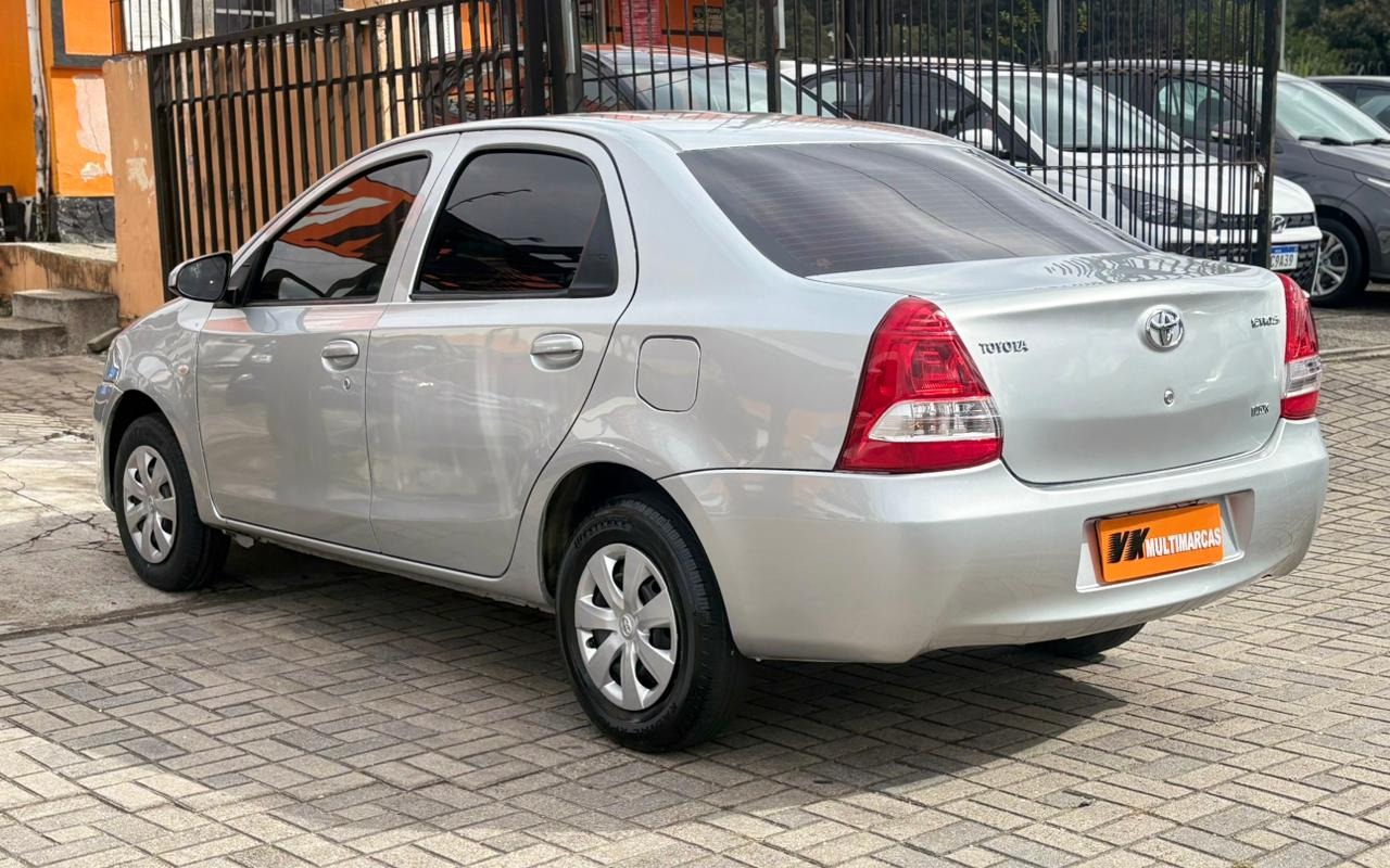 imagem-https://www.socarrao.com.br/sc-vehicle-images-prod/4481086/1793300221643-V2hhdHNBcHAgSW1hZ2UgMjAyNi0xMC0yOSBhdCAxNS40My4yMiAoMSkuanBlZw.jpeg