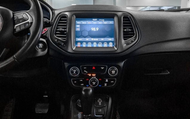 imagem-https://www.socarrao.com.br/sc-vehicle-images-prod/4481282/1793301557547-uKzJyqfRpV9SDzXPFDsjg8UHInMHyFpa.jpg
