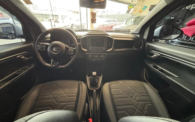imagem-https://www.socarrao.com.br/sc-vehicle-images-prod/4481301/1793301686144-vehicle_image_1793301553_07f6dce3ba4125bb477fcdc2281ede68.jpeg