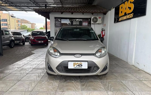 imagem-https://www.socarrao.com.br/sc-vehicle-images-prod/4481400/1793305704441-8608114_7_B_6568f012d5.jpeg