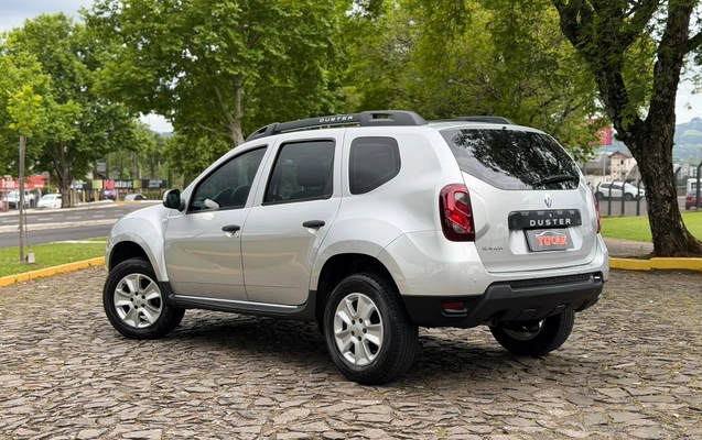 imagem-https://www.socarrao.com.br/sc-vehicle-images-prod/4481421/1793304088730-40d9241c-7e04-49db-9941-9d9b9620cf58.jpg
