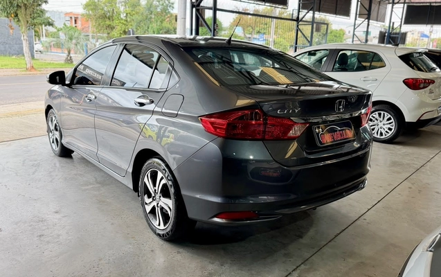 imagem-https://www.socarrao.com.br/sc-vehicle-images-prod/4481479/1793302928410-79734bac3484453d8933697985432037_1793302828604.jpg