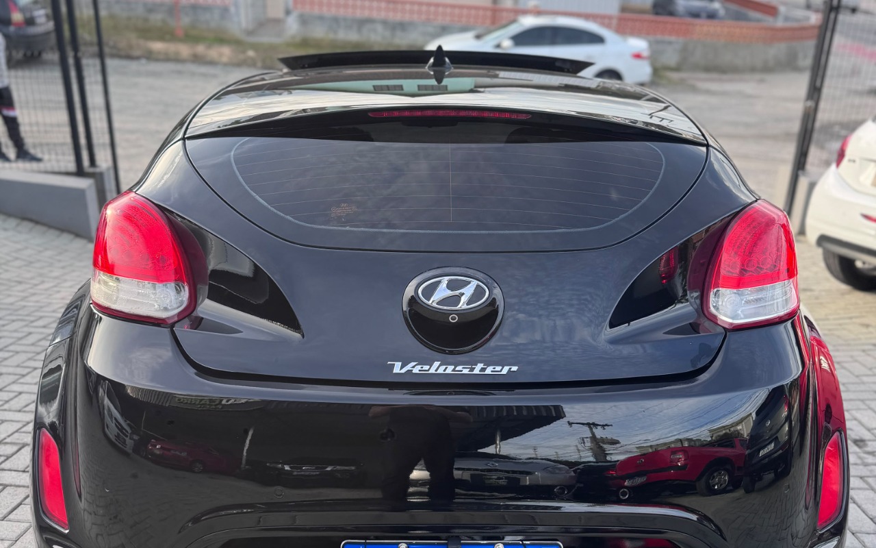 imagem-https://www.socarrao.com.br/sc-vehicle-images-prod/4481548/1793303467110-SU1HLTIwMjYxMDI5LVdBMDA3Mi5qcGc.jpg