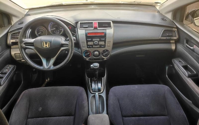 imagem-https://www.socarrao.com.br/sc-vehicle-images-prod/4481549/1793303466511-8613635_13_B_a933b0fe48.jpeg