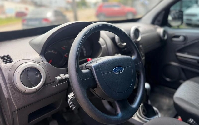 imagem-https://www.socarrao.com.br/sc-vehicle-images-prod/4481556/1793303499837-8546369_9_B_815134f421.jpeg