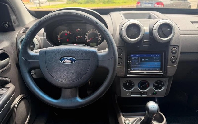 imagem-https://www.socarrao.com.br/sc-vehicle-images-prod/4481556/1793303499844-8546369_14_B_e7a5282deb.jpeg