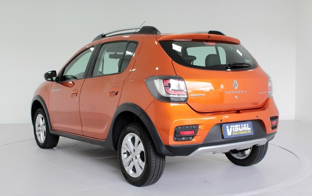 imagem-https://www.socarrao.com.br/sc-vehicle-images-prod/4481619/1793303896390-3_045718.jpg