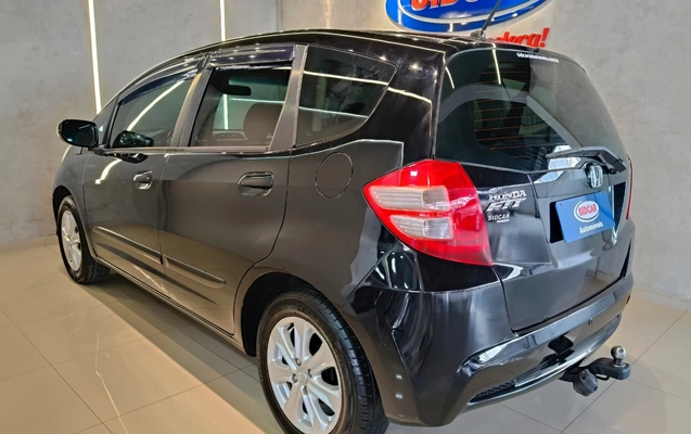 imagem-https://www.socarrao.com.br/sc-vehicle-images-prod/4481657/1793304201120-003_aa349d40bd17033a39f721e9a1cca0a8.jpg