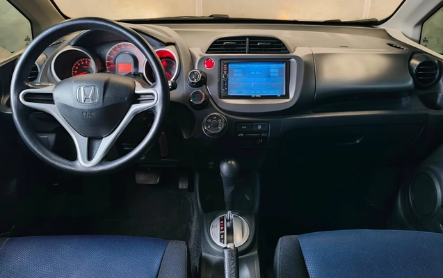 imagem-https://www.socarrao.com.br/sc-vehicle-images-prod/4481657/1793304201133-003_3f78403b69621e52c268a5d5f65b9f18.jpg