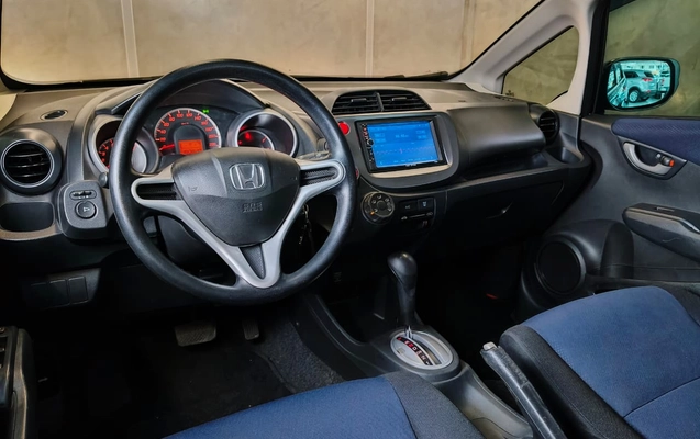 imagem-https://www.socarrao.com.br/sc-vehicle-images-prod/4481657/1793304201134-003_8dc12334a9f7931843ca30719cc70ac6.jpg