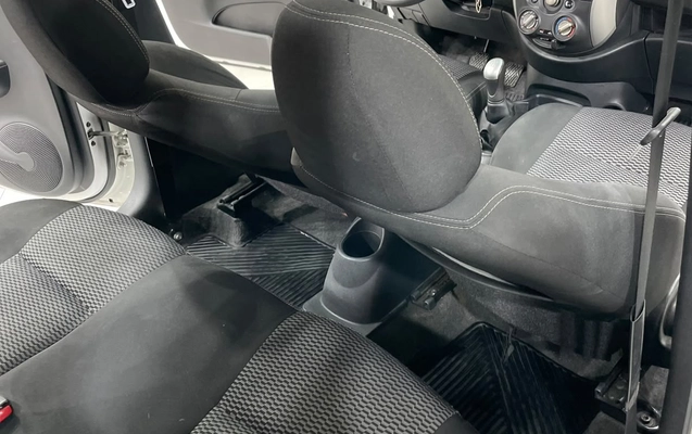 imagem-https://www.socarrao.com.br/sc-vehicle-images-prod/4481666/1793304251198-003_bab887b65ef5edb390dc381b161a696d.jpg