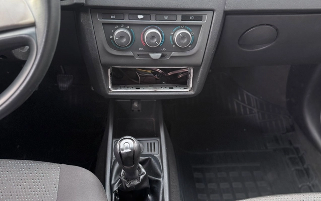 imagem-https://www.socarrao.com.br/sc-vehicle-images-prod/4481673/1793304434391-SU1HLTIwMjYxMDI5LVdBMDE2OC5qcGc.jpg