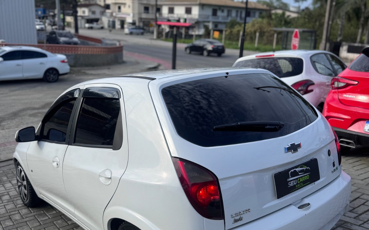 imagem-https://www.socarrao.com.br/sc-vehicle-images-prod/4481673/1793304434614-SU1HLTIwMjYxMDI5LVdBMDE2Mi5qcGc.jpg