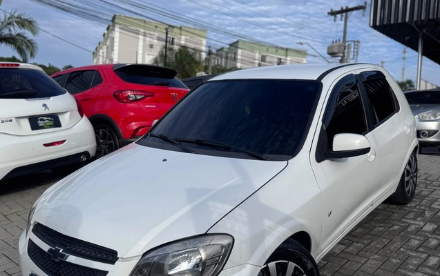 imagem-https://www.socarrao.com.br/sc-vehicle-images-prod/4481673/1793304434668-SU1HLTIwMjYxMDI5LVdBMDE1OC5qcGc.jpg