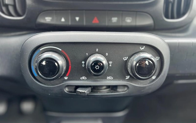 imagem-https://www.socarrao.com.br/sc-vehicle-images-prod/4481774/1793305007650-8594842_18_B_e8dfa45230.jpeg