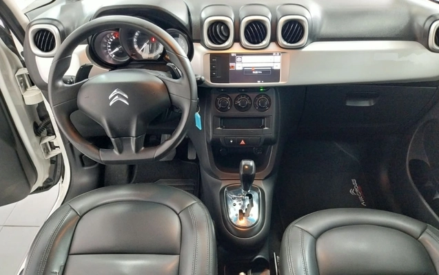 imagem-https://www.socarrao.com.br/sc-vehicle-images-prod/4481806/1793305141548-syYP5YZeTeyfSbylXDLbUqchjzUDrzoB.jpg