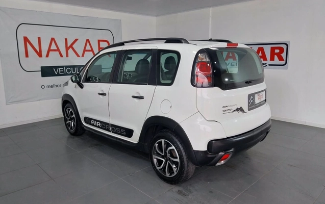 imagem-https://www.socarrao.com.br/sc-vehicle-images-prod/4481806/1793305141557-xMpwu0sDmIYCFNlPwXpoXVFLVKQICKaN.jpg