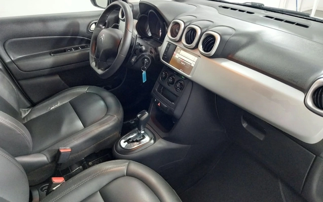 imagem-https://www.socarrao.com.br/sc-vehicle-images-prod/4481806/1793305141570-PJx7oIVGnvYGhsVDmVkFEhdQ9v8zVgNb.jpg