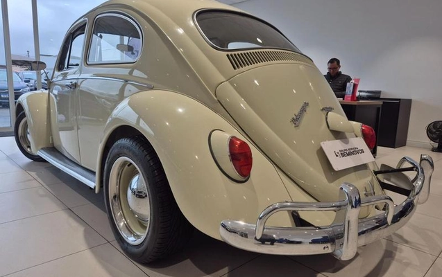 imagem-https://www.socarrao.com.br/sc-vehicle-images-prod/4481827/1793360204469-8620306_14_B_12f0aeba5e.jpeg