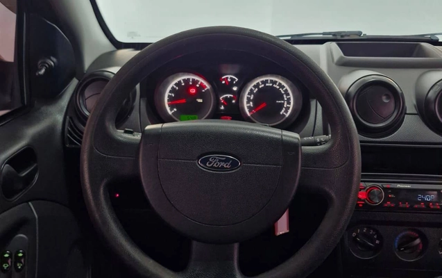 imagem-https://www.socarrao.com.br/sc-vehicle-images-prod/4481830/1793305309046-0a6cd9cc78c44801a82413a8d899938b_1793304716489.jpg