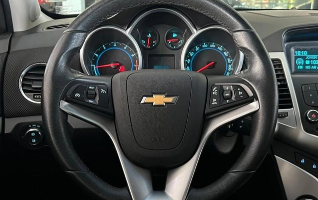 imagem-https://www.socarrao.com.br/sc-vehicle-images-prod/4481888/1793305531740-8588373_10_B_fe0ecf0fca.jpeg