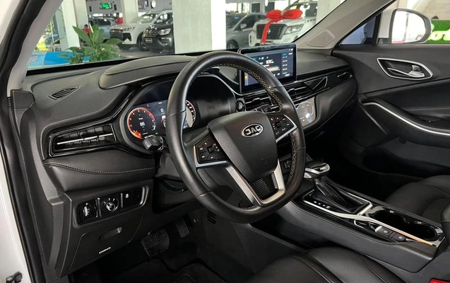 imagem-https://www.socarrao.com.br/sc-vehicle-images-prod/4481947/1793305697246-8555428_9_B_ac1b970de8.jpeg