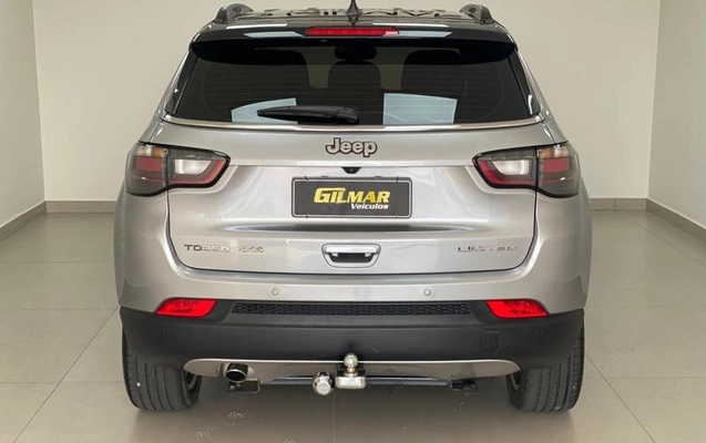 imagem-https://www.socarrao.com.br/sc-vehicle-images-prod/44820/1787140069159-7237839_6_B_d3fef40dd5.jpeg