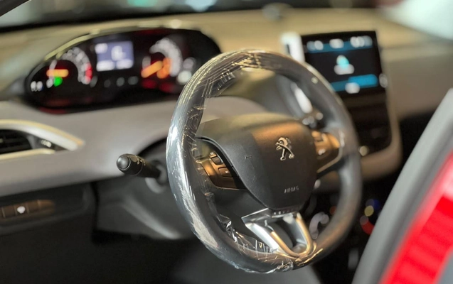 imagem-https://www.socarrao.com.br/sc-vehicle-images-prod/4482057/1793306528480-8b46582a27604ec89b532ca238dd6430_1792441735993.jpg