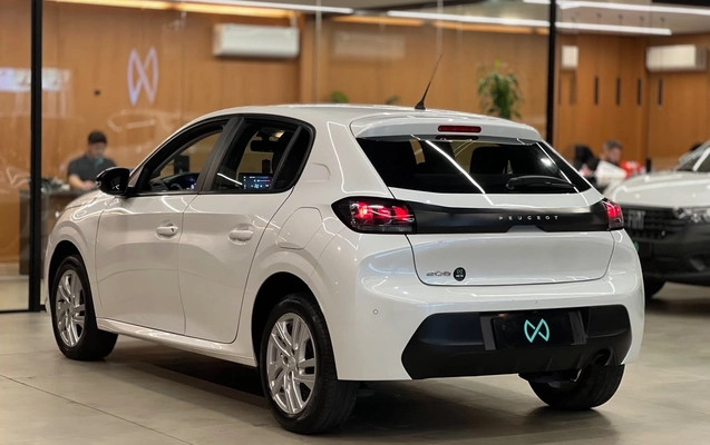 imagem-https://www.socarrao.com.br/sc-vehicle-images-prod/4482113/1793306636893-41cacd3259764288b0f51317ca81bb8f_1792011466011.jpg