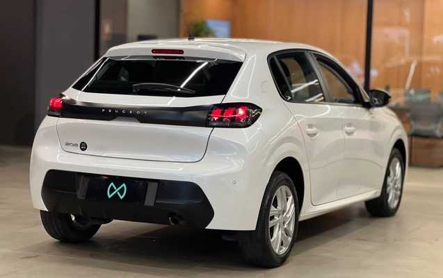 imagem-https://www.socarrao.com.br/sc-vehicle-images-prod/4482113/1793306636895-f98effcc18ed45459d7832df251a3b9f_1792011466018.jpg