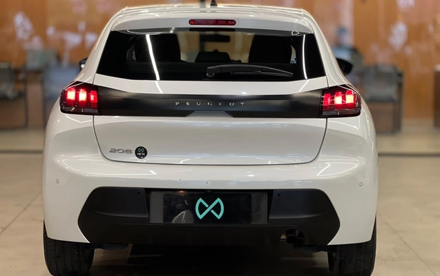 imagem-https://www.socarrao.com.br/sc-vehicle-images-prod/4482113/1793306636896-d92efea375ff46bc88d24701f173d184_1792011466021.jpg