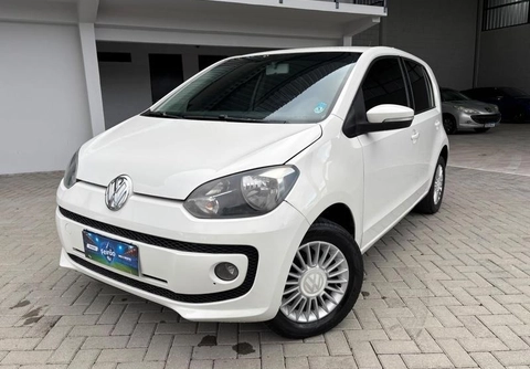 Volkswagen Up! 2017 Branco — foto 1 de 3