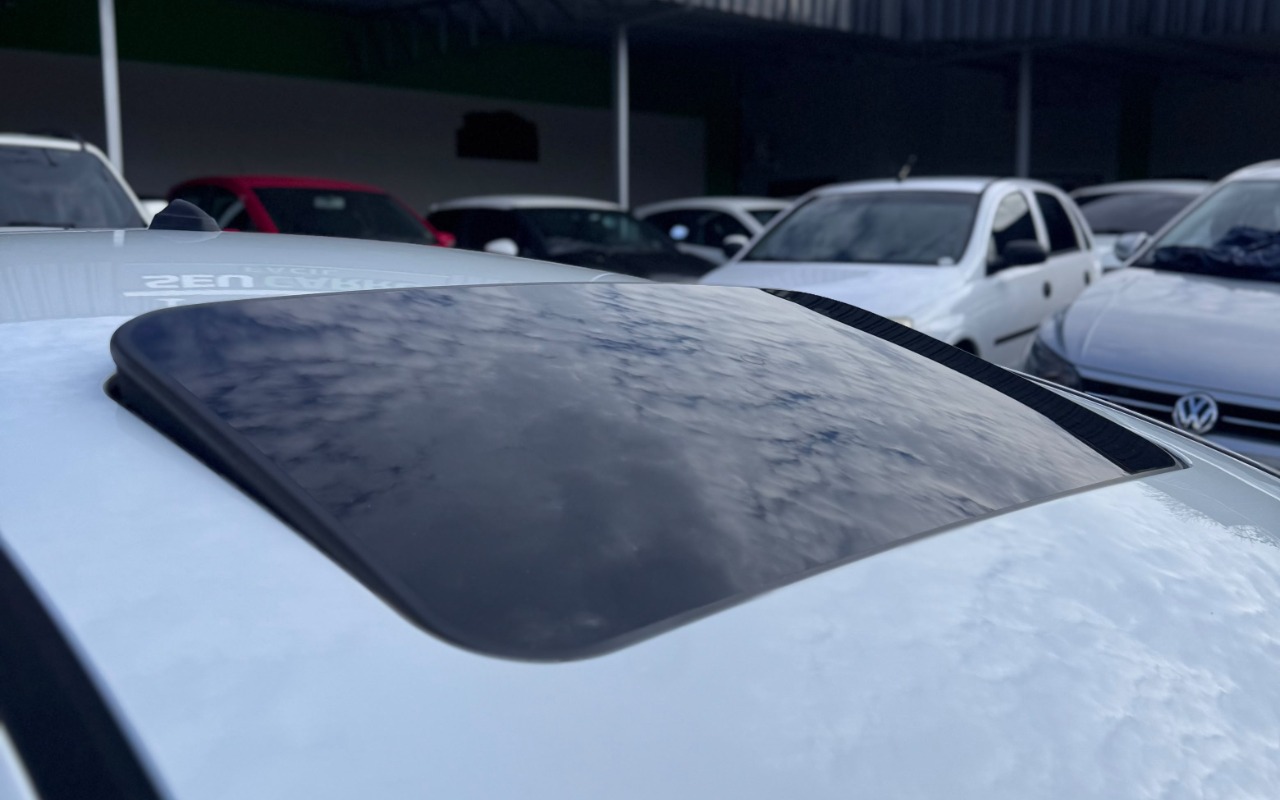 imagem-https://www.socarrao.com.br/sc-vehicle-images-prod/4482415/1793308618843-SU1HLTIwMjYxMDI5LVdBMDExNy5qcGc.jpg