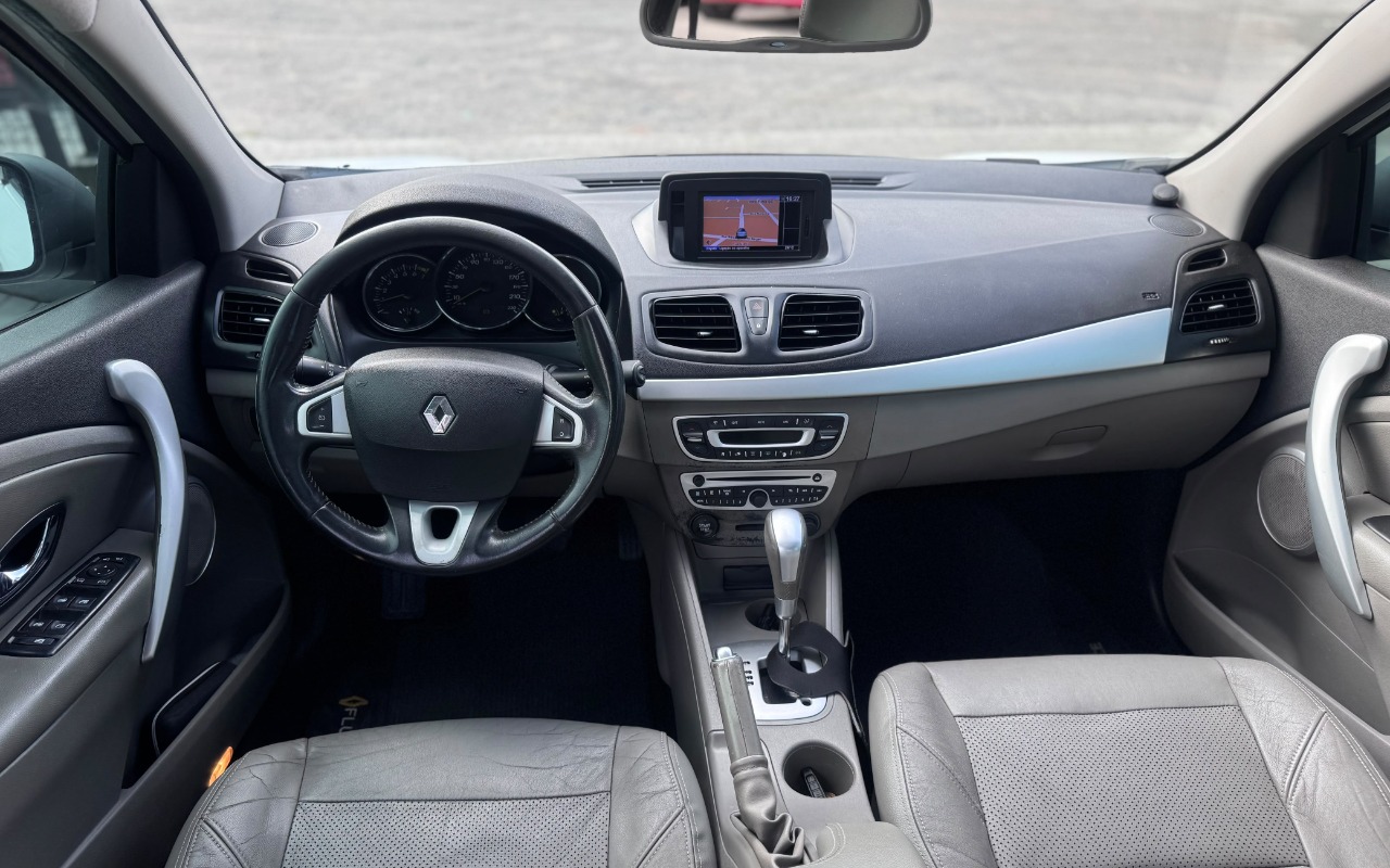 imagem-https://www.socarrao.com.br/sc-vehicle-images-prod/4482415/1793308619307-SU1HLTIwMjYxMDI5LVdBMDExOC5qcGc.jpg