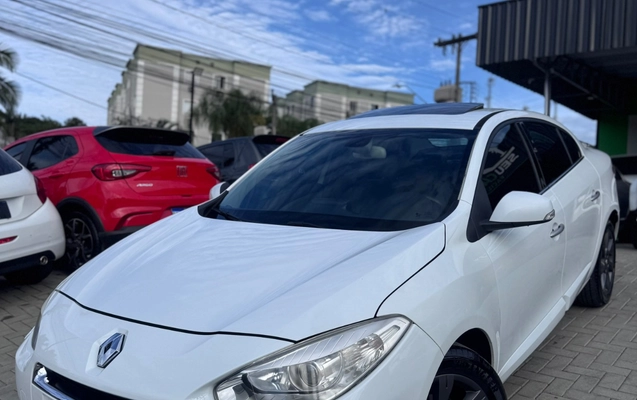 imagem-https://www.socarrao.com.br/sc-vehicle-images-prod/4482415/1793308620038-SU1HLTIwMjYxMDI5LVdBMDEyMS5qcGc.jpg
